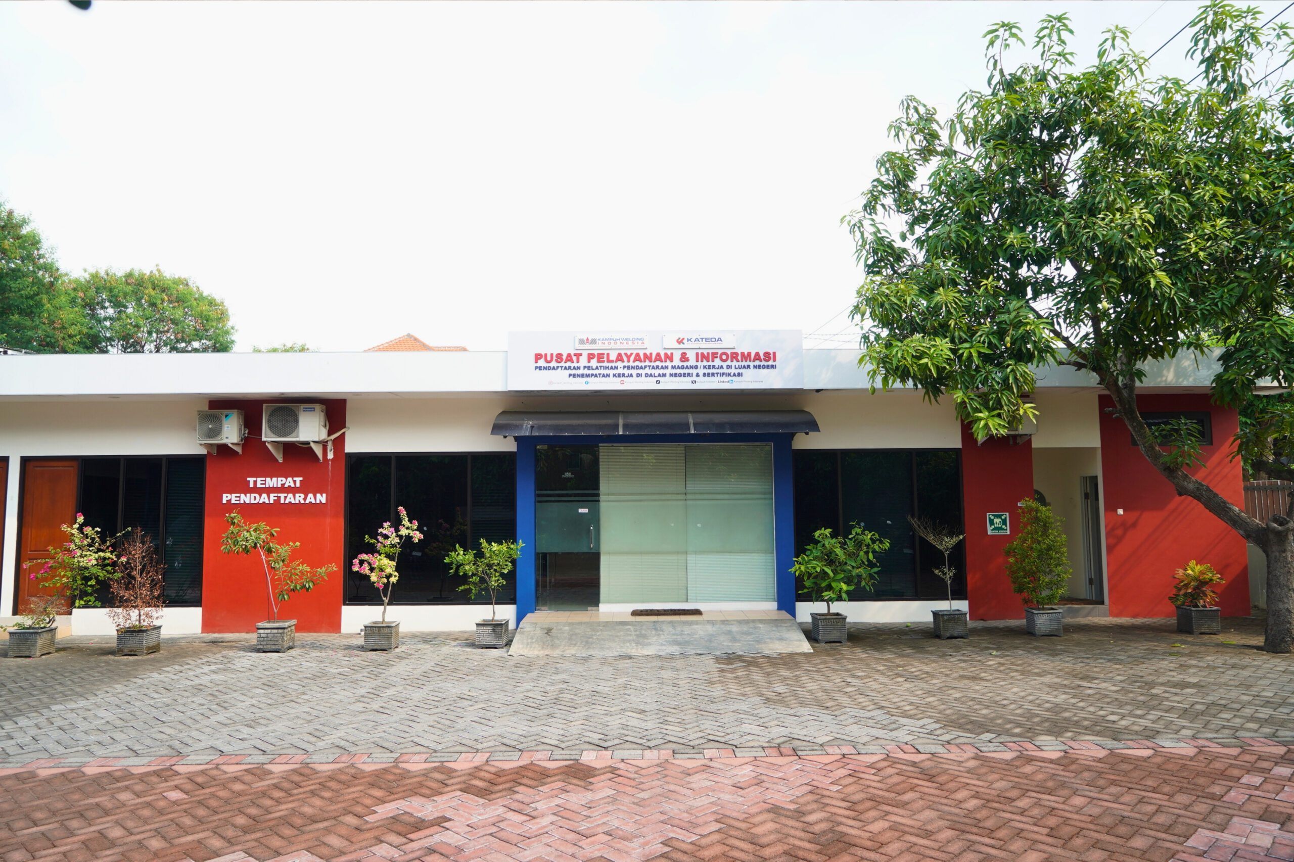 Gedung-D-5-scaled